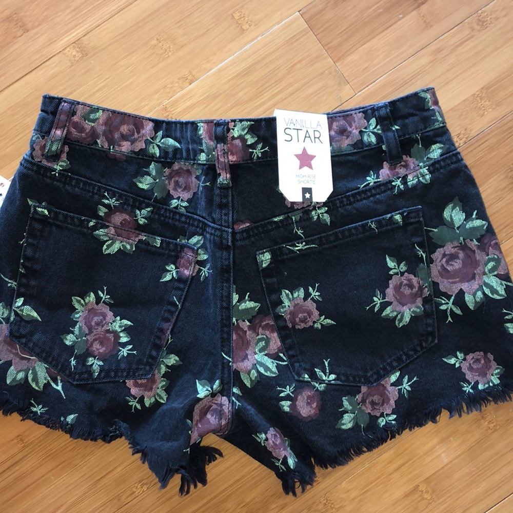 Floral jean shorts - Picture 3 of 7